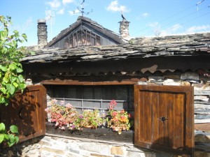 Pueblos Negros de Segovia El Muyo